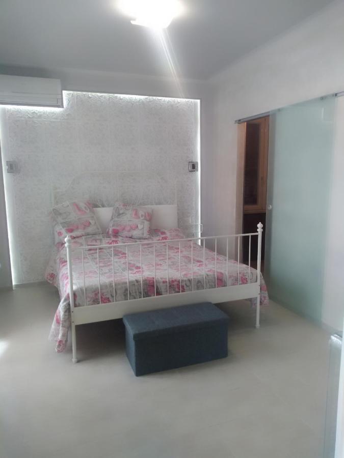 Rosilienza Suites Private Spa, Patio Garden Free Trasfer To & From Airport Fiumicino Exterior photo