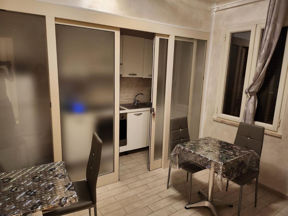 Rosilienza Suites Private Spa, Patio Garden Free Trasfer To & From Airport Fiumicino Exterior photo