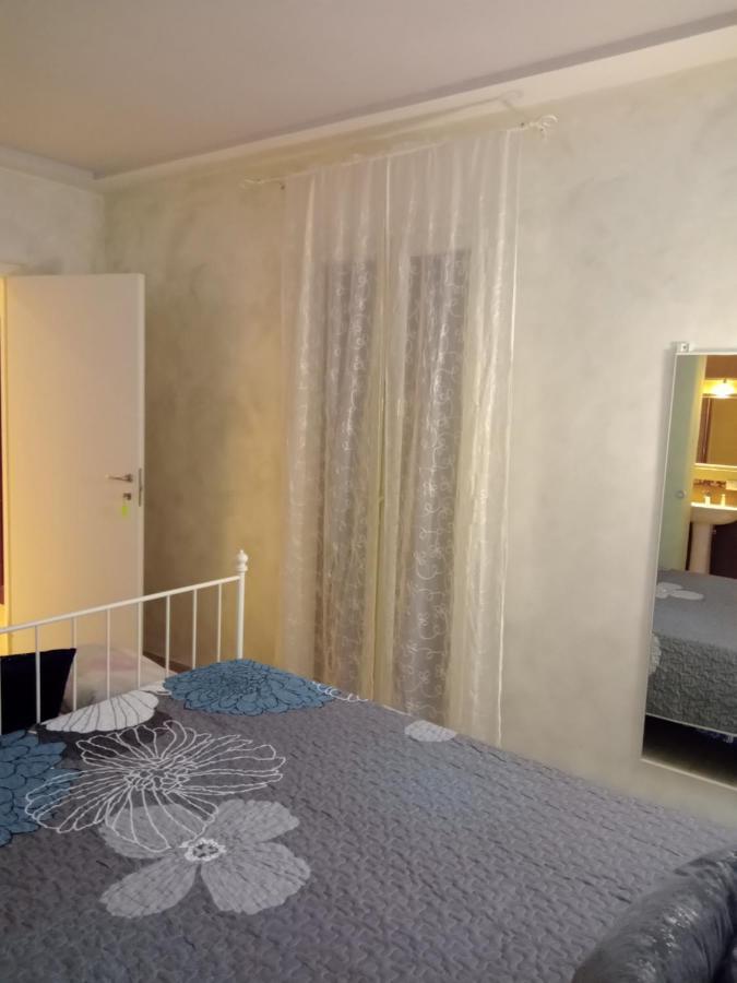 Rosilienza Suites Private Spa, Patio Garden Free Trasfer To & From Airport Fiumicino Exterior photo